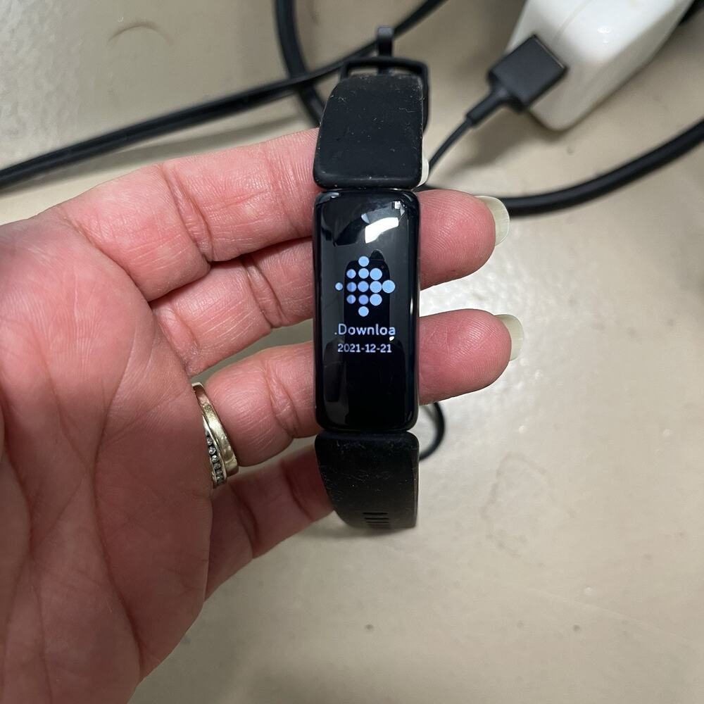 Fitbit Inspire 2 with charging cable, 2 Untested Fitbits and Wrist Bands Bundle